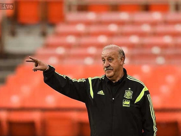 HLV Del Bosque: Tây Ban Nha không phải là đội bóng già nua ảnh 1