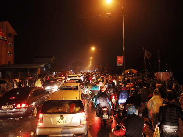 Khó khăn trong công tác quản lý hoạt động dịch vụ tại chợ Viềng ảnh 1