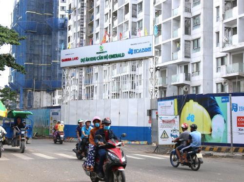 TP.HCM: Nghịch cảnh Khu Liên hợp thể dục thể thao và dân cư Tân Thắng ảnh 1