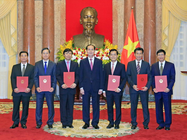 Chủ tịch nước trao Quyết định bổ nhiệm 6 đại sứ nhiệm kỳ 2018-2021 ảnh 1