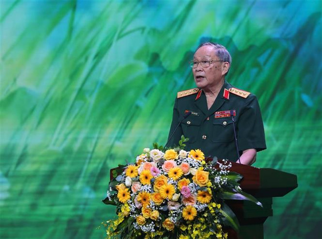 Giao lưu nghệ thuật “Hồi sinh từ mảnh cầu vồng” vì các nạn nhân dioxin ảnh 2