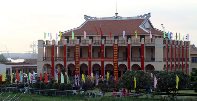 TPHCM: Dâng hương Chủ tịch Hồ Chí Minh và Chủ tịch Tôn Đức Thắng ảnh 1