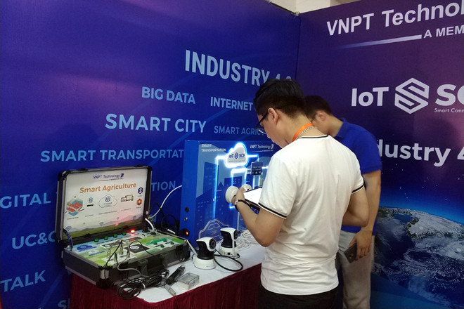 Hơn 300 đơn vị ‘khoe’ công nghệ mới nhất tại Vietnam ICTComm 2018 ảnh 1