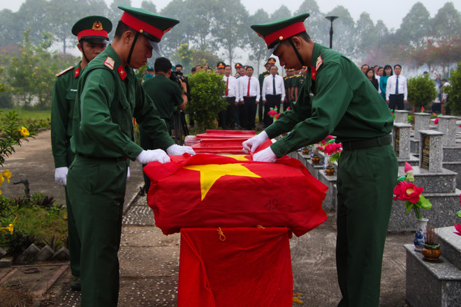Hậu Giang cải táng hài cốt liệt sỹ hy sinh trong kháng chiến chống Mỹ ảnh 2