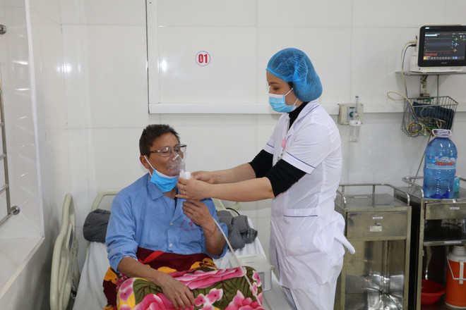 BVĐK huyện Nho Quan đã chi trả toàn bộ lương cho cán bộ, nhân viên ảnh 1