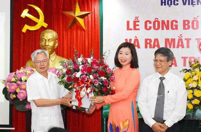 Ra mắt Tạp chí Lý luận chính trị và Truyền thông điện tử ảnh 1