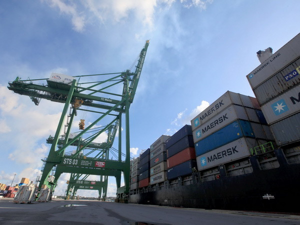 Các hạ nghị sỹ Mỹ ủng hộ dỡ bỏ chính sách cấm vận Cuba ảnh 1