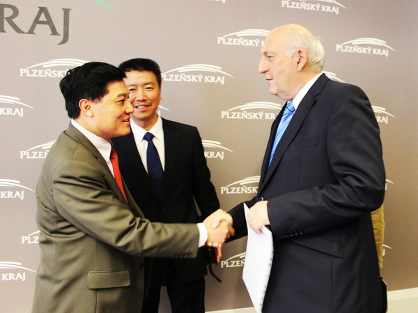 Hợp tác chống buôn ma túy trong cộng đồng Việt tại Séc ảnh 1