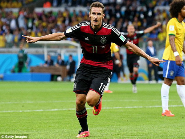 Miroslav Klose trở thành chân sút vĩ đại nhất lịch sử World Cup ảnh 1
