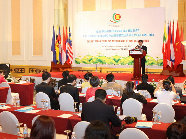 Khai mạc diễn đàn thanh niên “Cộng đồng ASEAN - Bản sắc văn hóa” ảnh 1