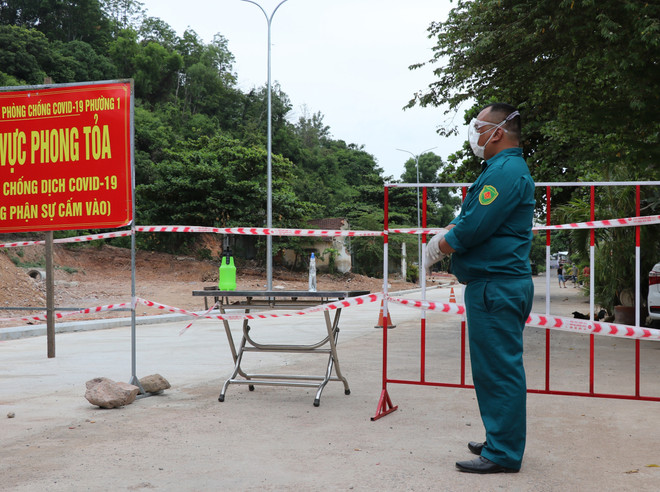 [Photo] Phú Yên: Giãn cách xã hội toàn thành phố Tuy Hòa ảnh 4