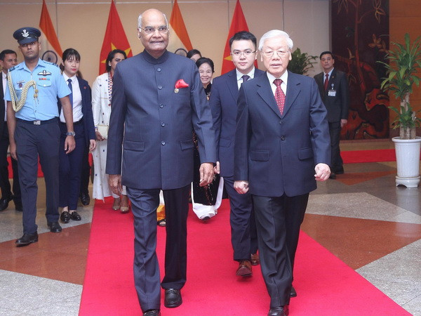 Tổng thống Ấn Độ kết thúc chuyến thăm cấp Nhà nước tới Việt Nam ảnh 1