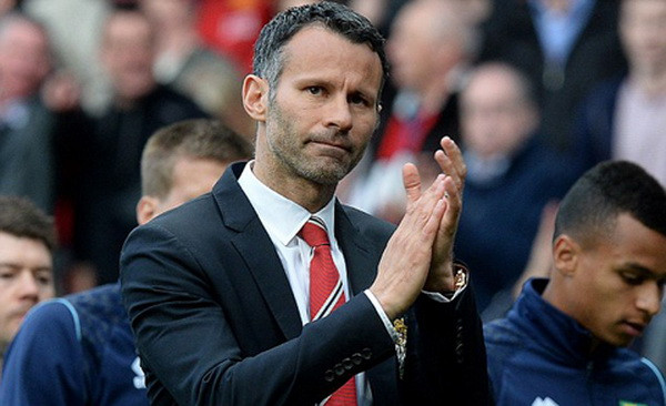 Giggs chia tay sự nghiệp cầu thủ chuyên nghiệp nhưng vẫn gắn bó với M.U trong một vai trò khác. (Nguồn: Getty) Van Gaal nói gì sau khi cập bến M.U, nhận Giggs làm trợ lý? ảnh 2