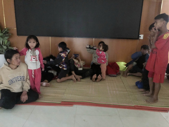 TTXVN_2710 Quang Nam huyen Phuoc Son bao so 6 2.jpg