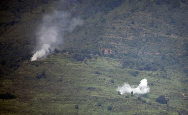 Ấn Độ và Pakistan lại đấu súng tại Kashmir làm 2 người thiệt mạng ảnh 1