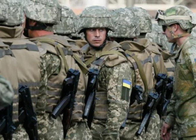 Ukraine: Hoãn ngày rút lực lượng các phe phái khỏi vùng trung lập ảnh 1