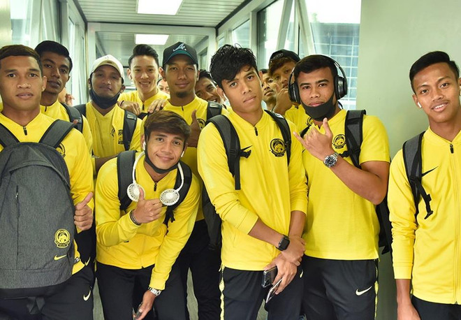 Tuyển Malaysia đặt chân đến Hà Nội, chuẩn bị đối đầu Việt Nam ảnh 1