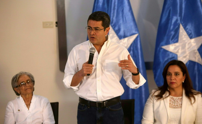Tổng thống Honduras và đối thủ cùng đồng thời tuyên bố thắng cử ảnh 1