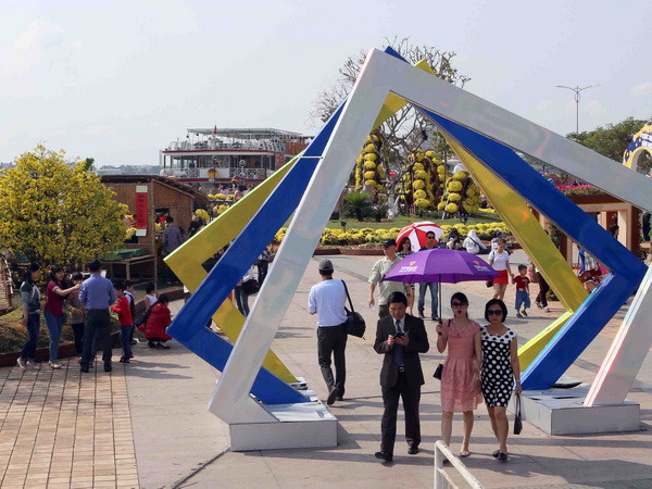 Ngày mùng 3 Tết, các tỉnh miền Bắc se lạnh, Nam Bộ mát mẻ ảnh 1