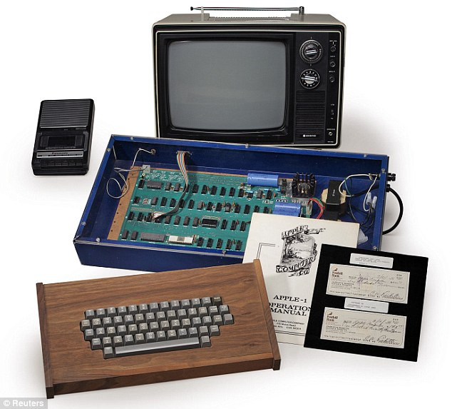 Máy tính cổ Apple do Steve Job thiết kế sắp được mang ra đấu giá ảnh 1