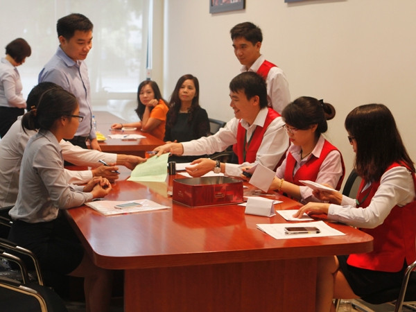 Công ty Sách và Thương mại Hà Nội thu về 124 tỷ đồng trong phiên IPO ảnh 1