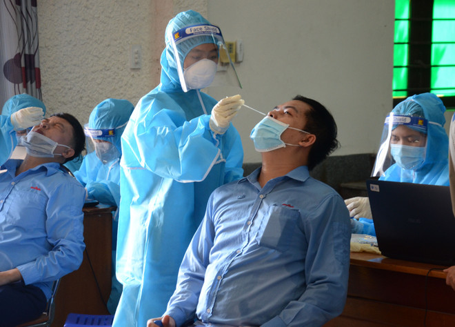 Đà Nẵng: Khẩn trương ngăn chặn chuỗi lây lan tại KCN Hòa Khánh ảnh 1