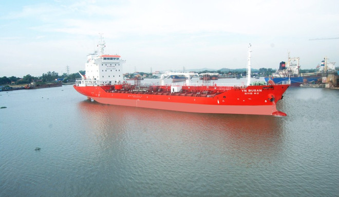 Bàn giao tàu chở dầu trọng tải 6.500 tấn xuất khẩu sang Hàn Quốc ảnh 1