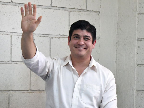 Tổng thống đắc cử Costa Rica đối mặt với nhiều thách thức ảnh 1