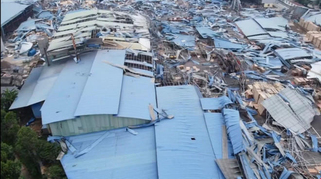 Vĩnh Phúc: Xác định danh tính nạn nhân vụ gió lốc làm sập xưởng gỗ ảnh 1