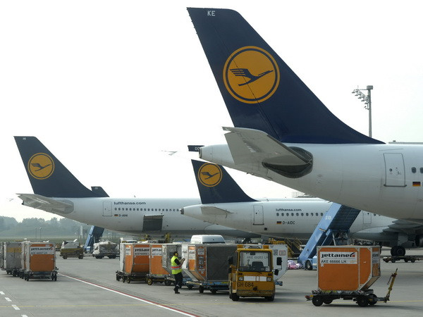 Nhiều chuyến bay tiếp tục bị hủy nếu Lufthansa không nhượng bộ ảnh 1