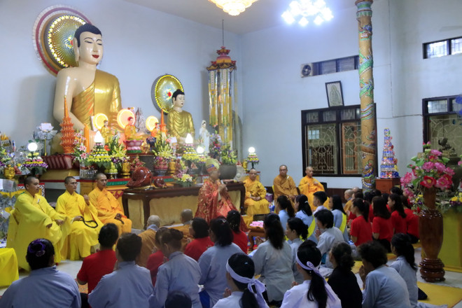 Việt kiều Lào tổ chức Vu lan báo hiếu, cầu quốc thái dân an ảnh 2
