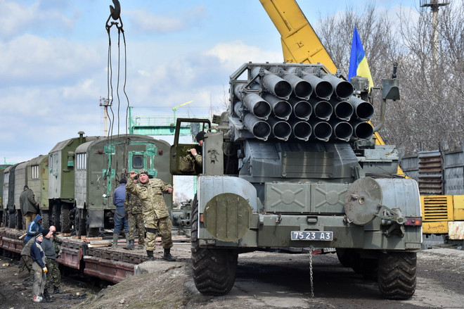 Trợ lý ngoại trưởng Mỹ "nặng lời" về tình hình miền đông Ukraine ảnh 1