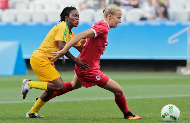 Bóng đá nữ Olympic 2016: Brazil, Mỹ và Canada giành vé vào Tứ kết ảnh 2