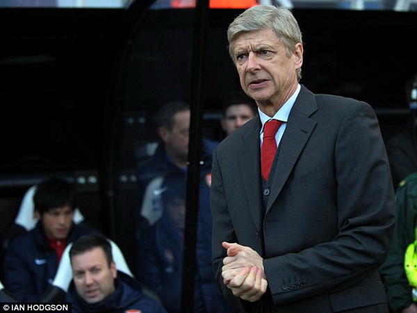 Arsenal vô địch lượt đi song ông Wenger vẫn không hết lo ảnh 1