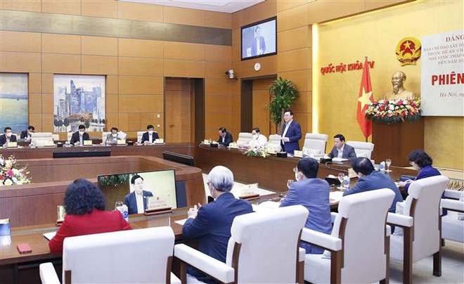 Hoàn thiện hệ thống pháp luật, tạo lập môi trường kinh doanh thuận lợi ảnh 4