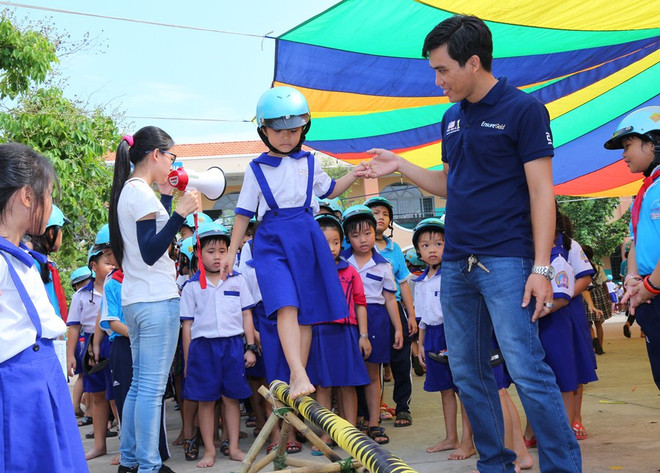 Hơn 1.100 học sinh TP. HCM học kiến thức an toàn giao thông ảnh 2