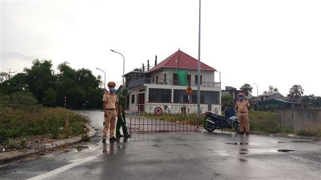 Hà Tĩnh phát hiện 2 trường hợp dương tính với SARS-CoV-2 ảnh 1