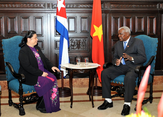 Việt Nam-Cuba quyết tâm thắt chặt quan hệ giữa hai cơ quan Quốc hội ảnh 1