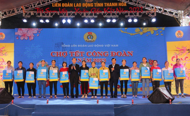 Thanh Hóa hỗ trợ trên 270.000 đoàn viên, người lao động dịp Tết ảnh 1