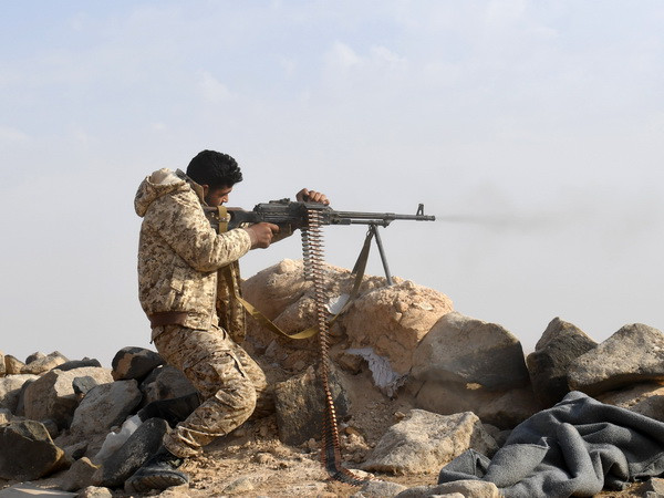 SANA: "IS bỏ lại một lượng lớn vũ khí do Mỹ, Israel sản xuất" ảnh 1