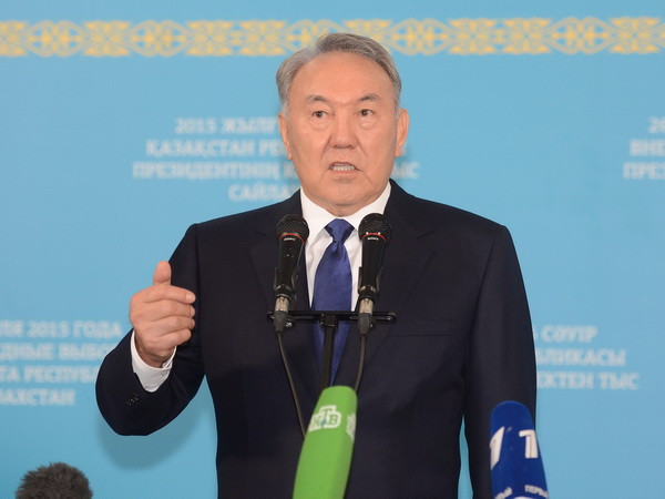 Ông Nazarbayev tái đắc cử tổng thống Kazakhstan với số phiếu kỷ lục ảnh 1