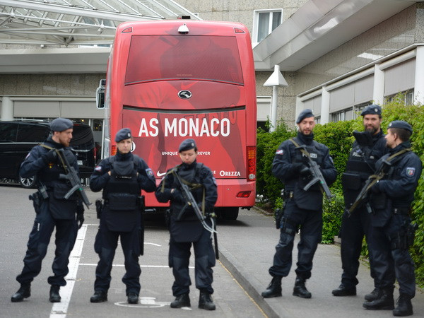 Vụ tấn công CLB Dortmund: Chưa tìm được mối liên quan với nghi phạm ảnh 1