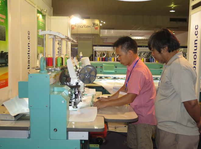 Việt Nam cần bổ sung năng lực sản xuất thêm 5 tỷ mét vải mỗi năm ảnh 2