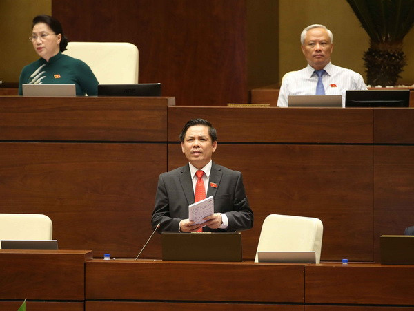 Đại biểu chưa thỏa mãn với phần trả lời chất vấn của Bộ trưởng GTVT ảnh 1