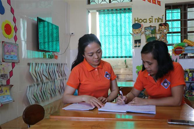 Về việc bỏ chứng chỉ ngoại ngữ, tin học trong tiêu chuẩn giáo viên ảnh 1