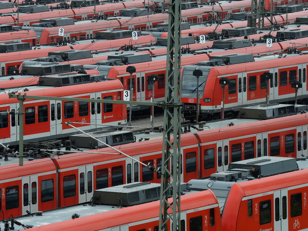 Đức thiệt hại hàng trăm triệu euro vì các lái tàu đình công ảnh 1