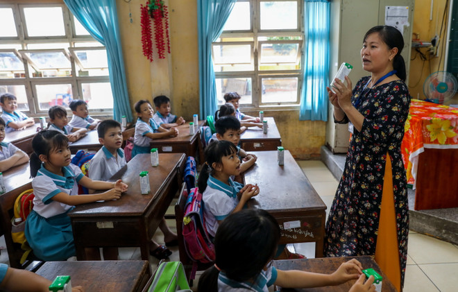 Muôn vàn tâm tư của bố mẹ khi trẻ tựu trường mùa dịch COVID-19 ảnh 3