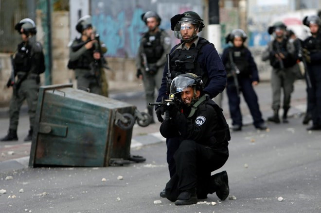 Đụng độ giữa người Palestine và quân đội Israel, 2 người chết ảnh 1