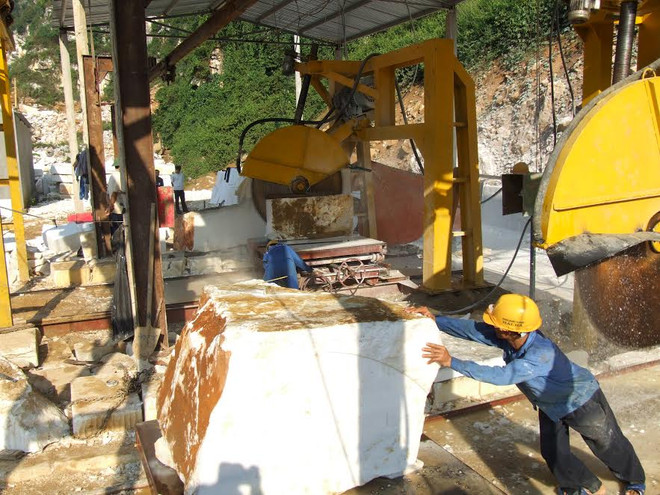 Sập mỏ khai thác đá làm 3 người chết, 1 người bị thương nặng ảnh 1