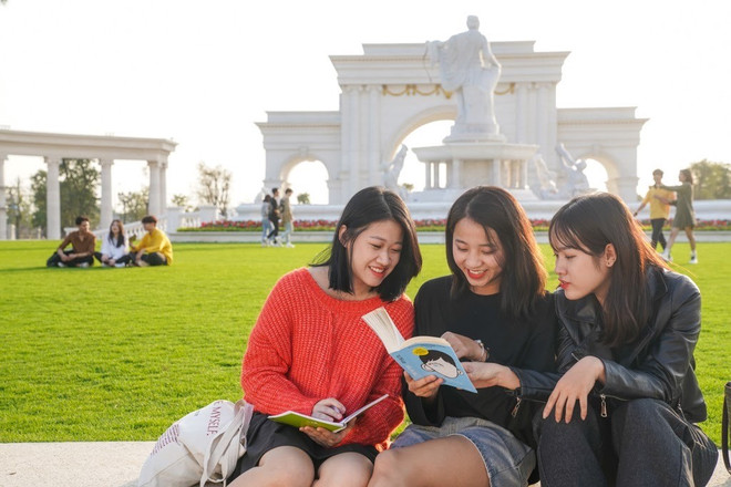 Với chương trình đào tạo tại Viện Kỹ thuật và Khoa học Máy tính, sinh viên sẽ có đủ tố chất trở thành những doanh nhân công nghệ thành đạt, nhà khoa học hay là chuyên gia giỏi trong tương lai VinUni: “Ươm mầm” những tài năng công nghệ tương lai ảnh 3